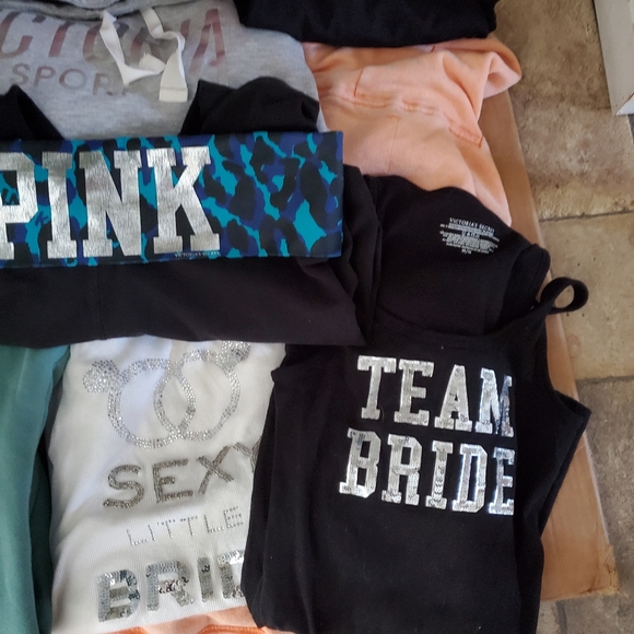 Victoria Secret Pink lot💗 *Price is firm* - Picture 2 of 7